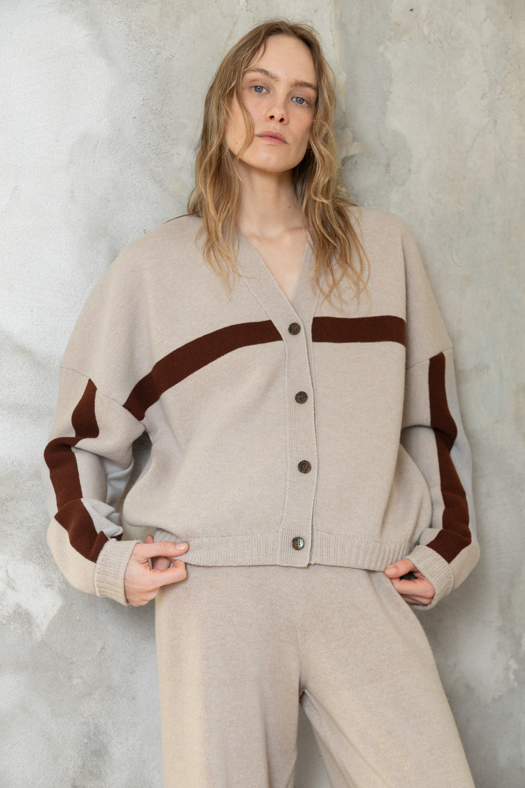 POWDER/CHOCOLATE CASHMERE-MERINO WOOL BOMBER JACKET