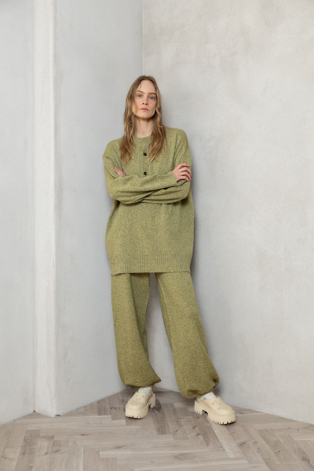 MOSS GREEN MELANGE CASHMERE-MERINO WOOL BALLOON TROUSERS