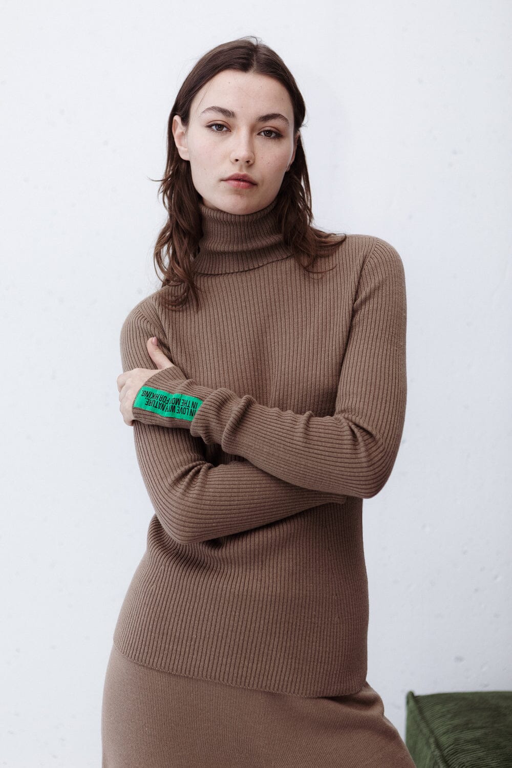 TRUFFLE EXTRA FINE MERINO WOOL TURTLENECK for lovers and trees 