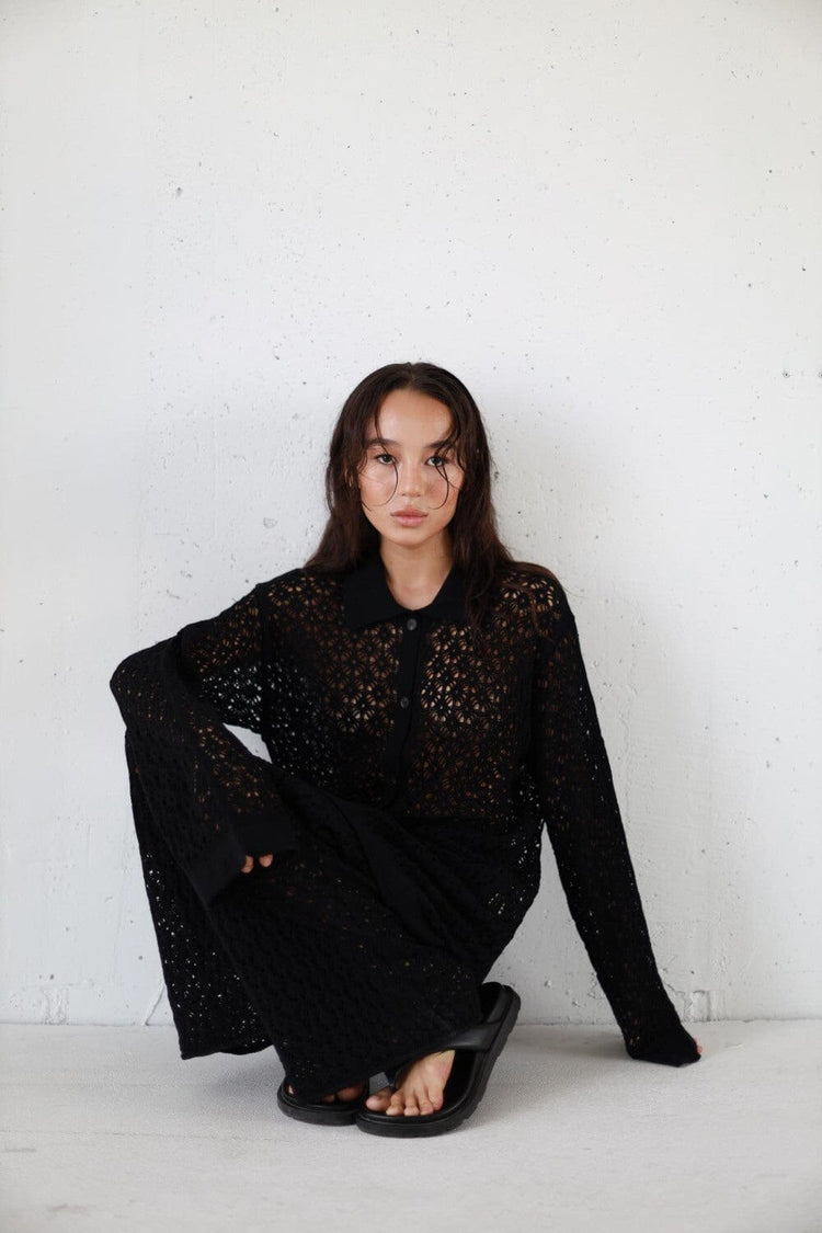 BLACK EXTRA FINE MERINO WOOL LACE TROUSERS for lovers and trees 