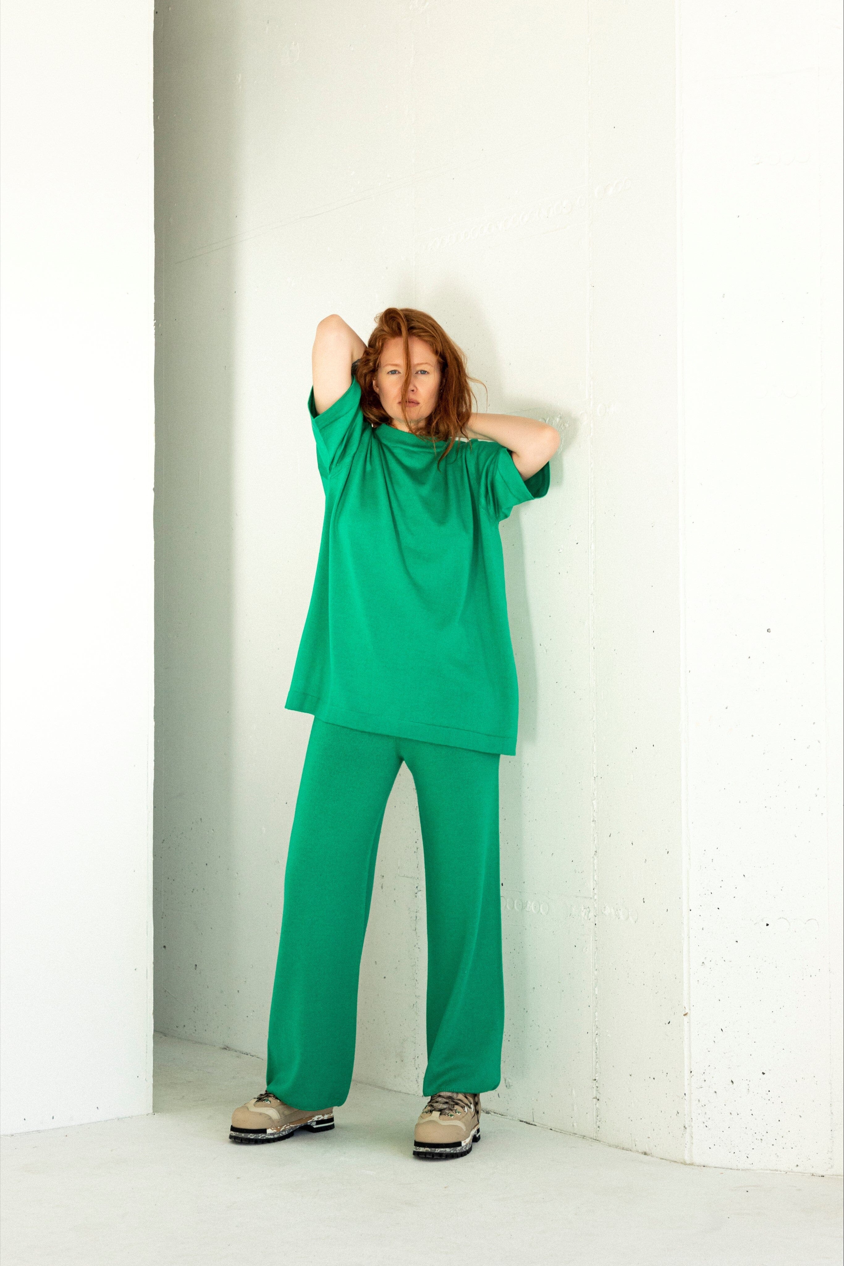 ELECTRIC GREEN EXTRA FINE MERINO WOOL T-SHIRT for lovers and trees 
